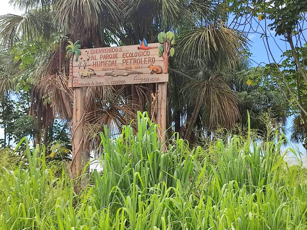 Entrada al Parque Ecológico - Humedal Petrolero, Riberalta, 2024