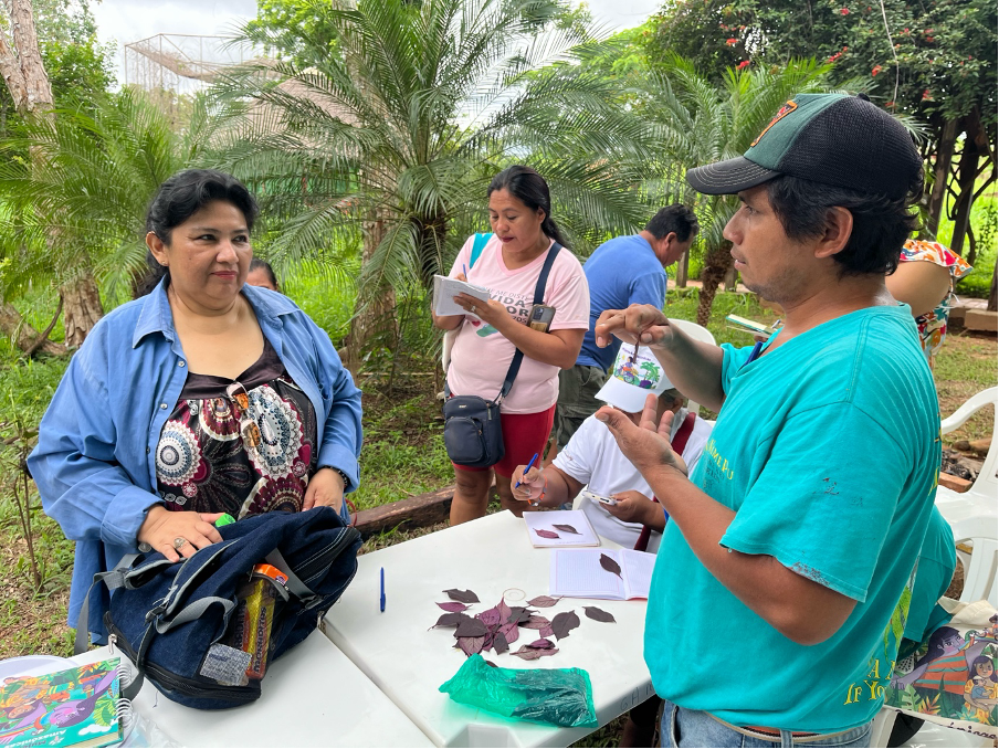 Taller de Transformación de Frutos y Materias Primas del Bosque: “Ideas que se Transforman en Emprendimientos”